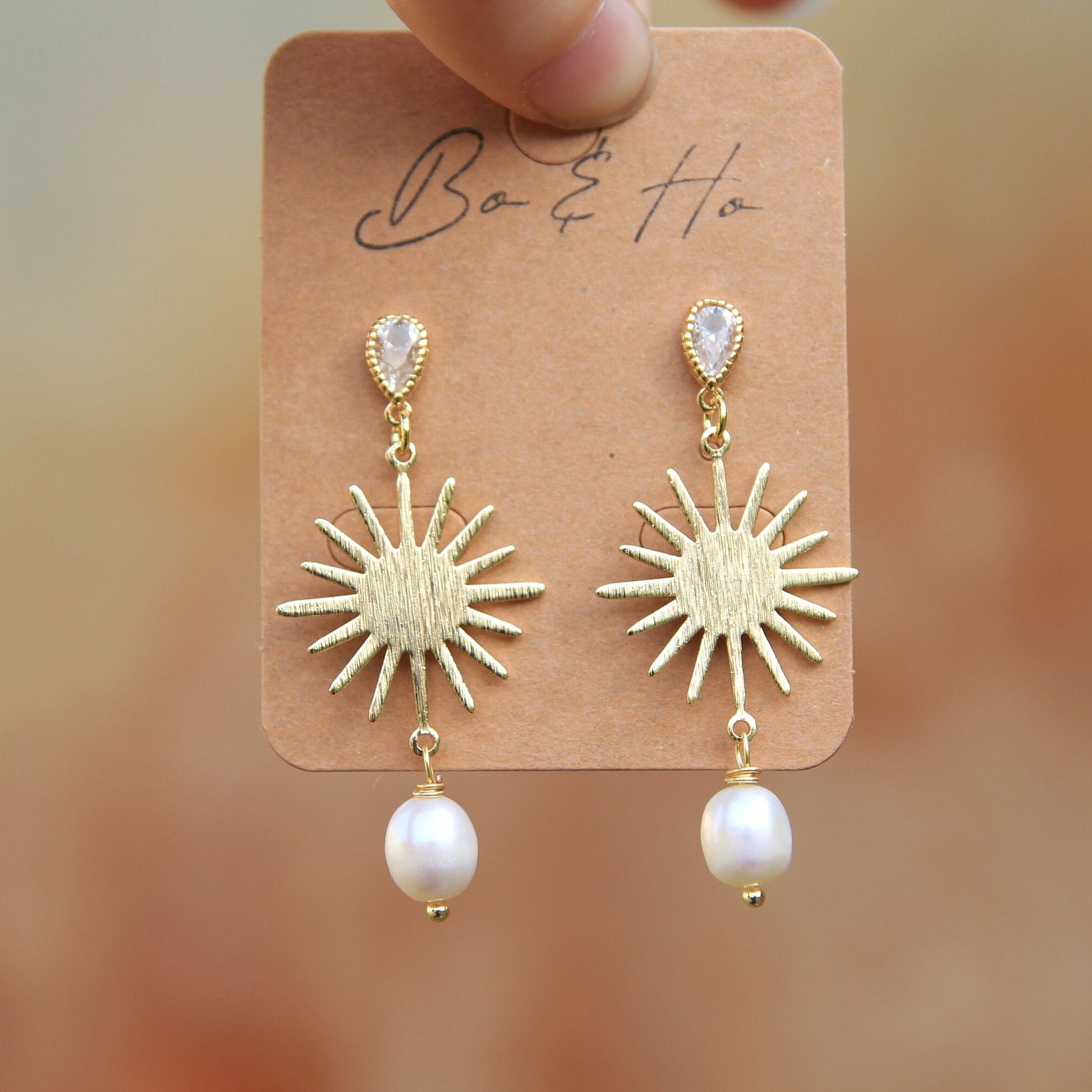 Genuine White Pearl Cubic Zirconia Stud Sun Earrings